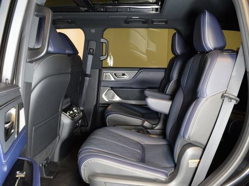 Certified 2026 INFINITI QX80 4WD image 27