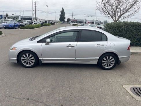Used 2011 Honda Civic EX-L image 8