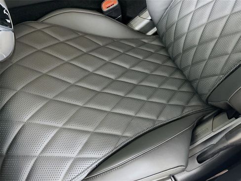 Used 2026 Mercedes-Benz S 580 4MATIC Sedan image 24