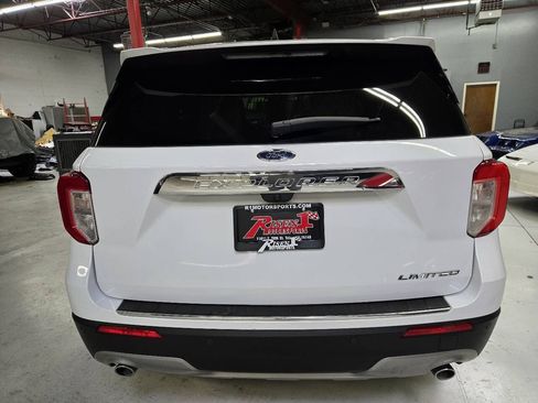 Used 2021 Ford Explorer Limited w/ Equipment Group 301A RWD image 6
