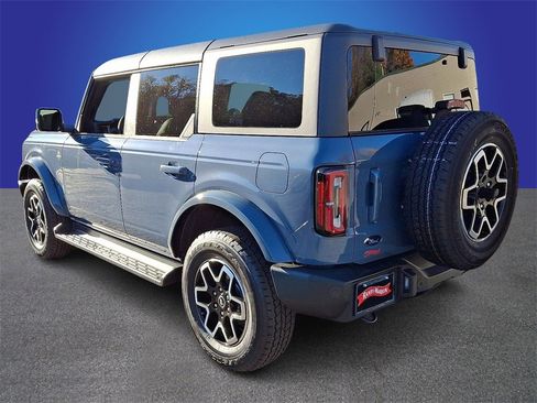 New 2025 Ford Bronco Outer Banks image 4