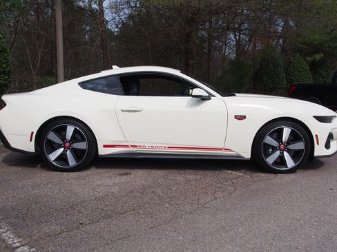 Certified 2025 Ford Mustang GT Premium w/ 60th Anniversary Package RWD image 9