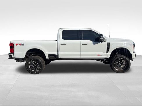 Used 2026 Ford F250 Platinum AWD/4WD image 13