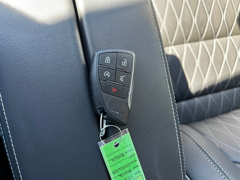 Used 2023 Buick Envision Avenir AWD/4WD image 39