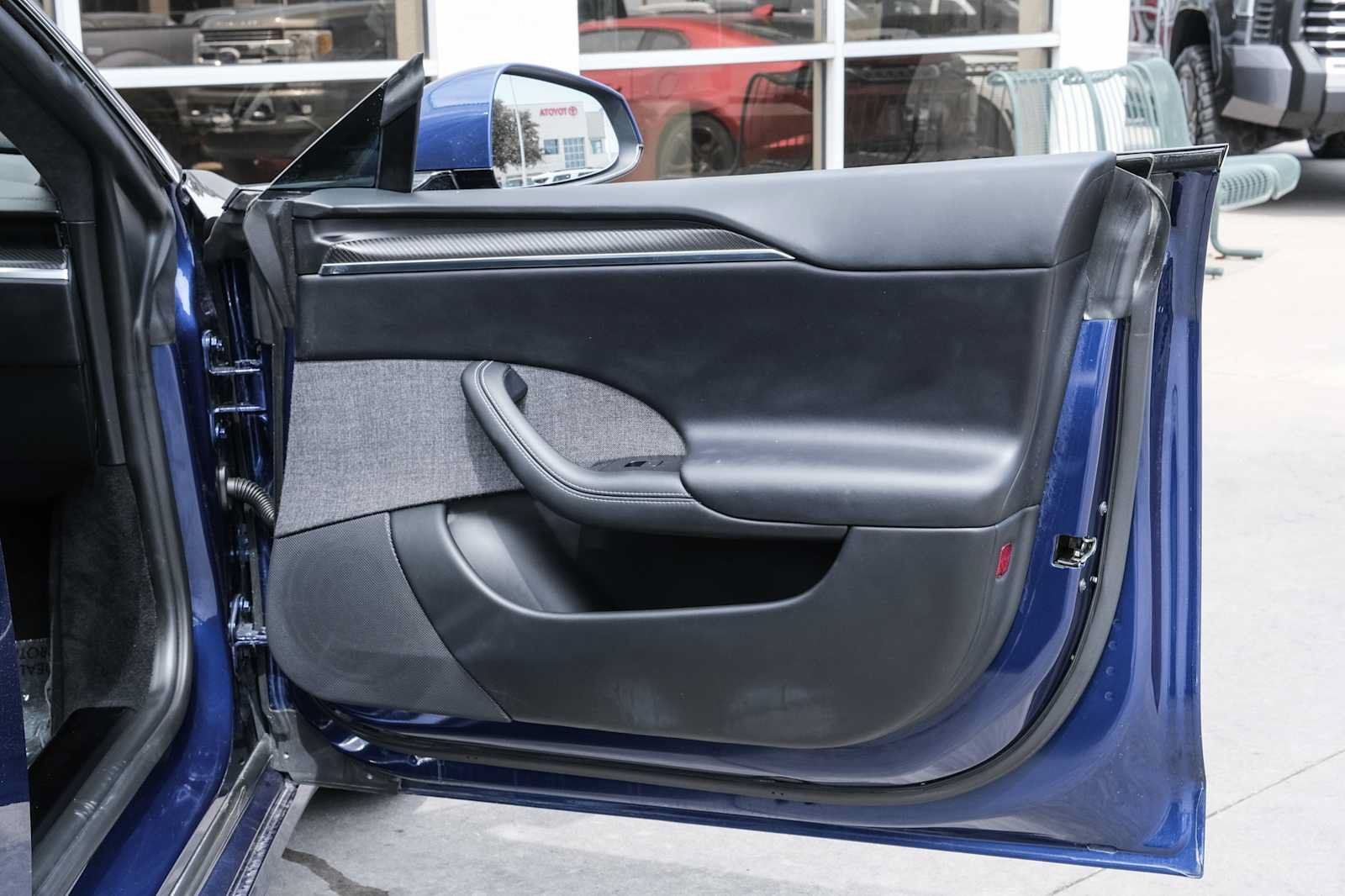 Used 2021 Tesla Model S Plaid AWD/4WD image 37