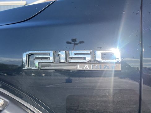 Used 2016 Ford F150 Lariat w/ Equipment Group 502A Luxury image 10