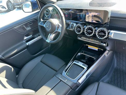 New 2026 Mercedes-Benz GLB 250 4MATIC image 11
