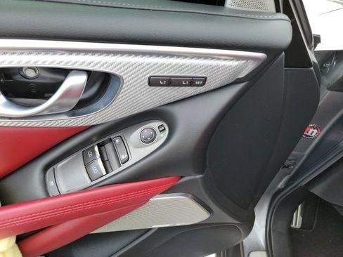 Used 2018 INFINITI Q60 Red Sport 400 w/ Sensory Package 3.0T Sport AWD/4WD image 11