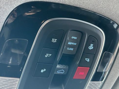 Used 2024 Hyundai Palisade Limited FWD image 35