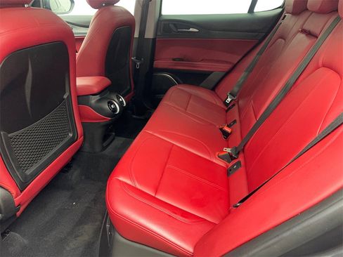 Used 2021 Alfa Romeo Stelvio Sprint w/ Nero Edizione image 32