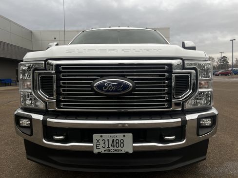 Used 2021 Ford F350 Lariat w/ Chrome Package image 3
