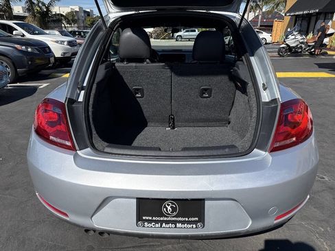 Used 2012 Volkswagen Beetle 2.5 image 19