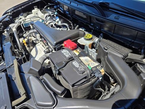 Used 2019 Nissan Rogue S FWD image 25