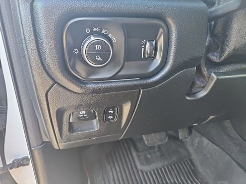 Used 2020 RAM 1500 Big Horn image 13