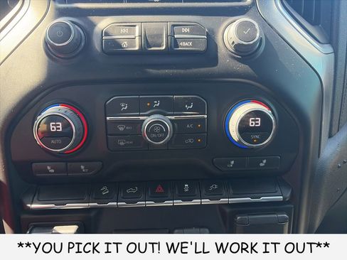 Used 2022 Chevrolet Silverado 1500 LT Trail Boss w/ Convenience Package II AWD/4WD image 14