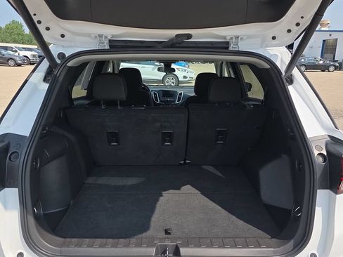Used 2024 Chevrolet Equinox LT AWD/4WD image 19