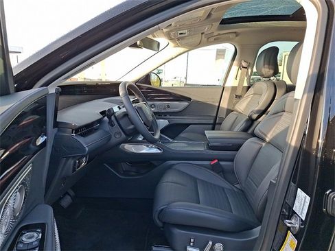 New 2026 Lincoln Nautilus Reserve image 6