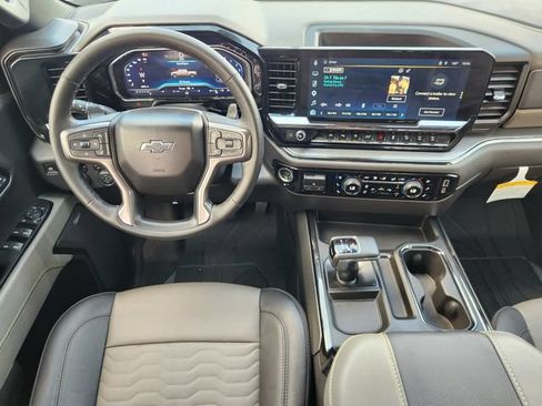 Used 2025 Chevrolet Silverado 1500 ZR2 AWD/4WD image 27