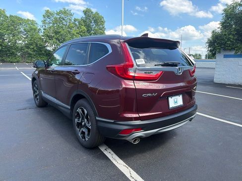 Used 2019 Honda CR-V Touring image 3