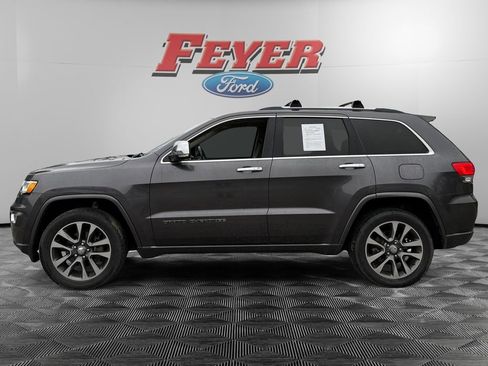 Used 2017 Jeep Grand Cherokee Overland image 2