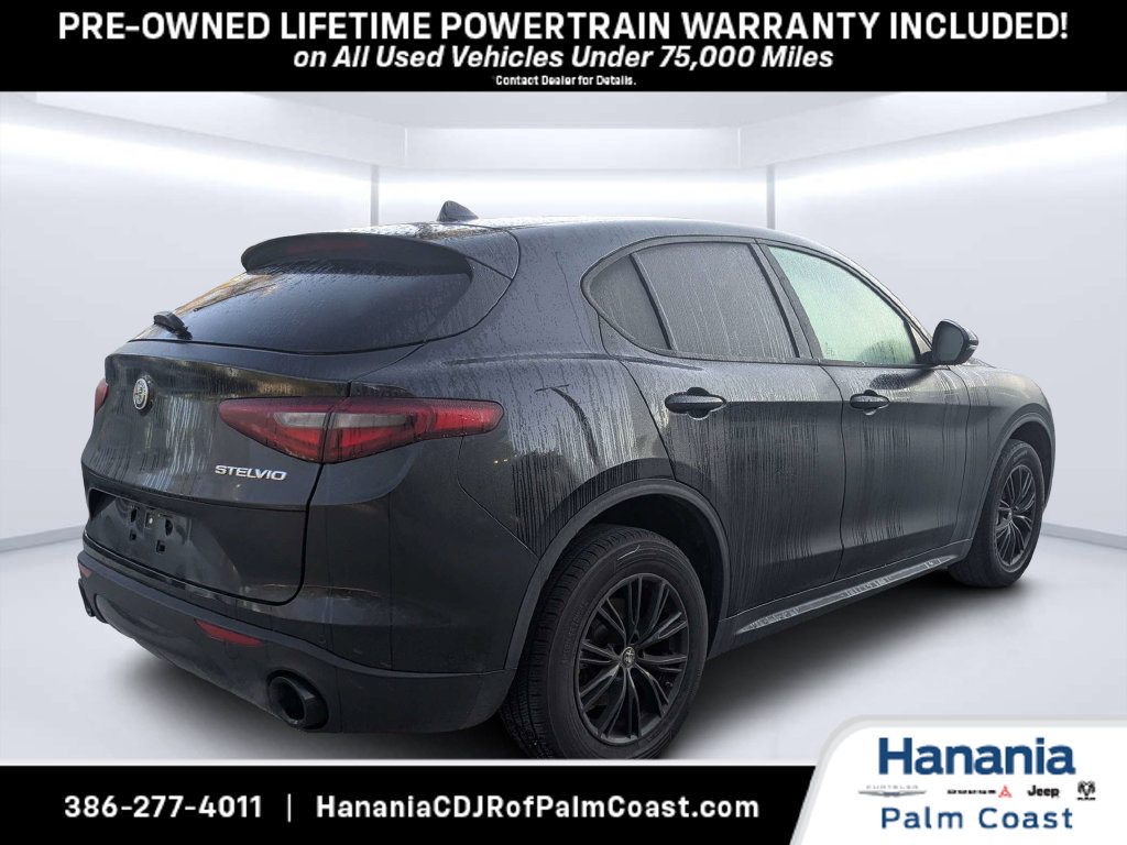 Used 2023 Alfa Romeo Stelvio Sprint AWD/4WD image 3
