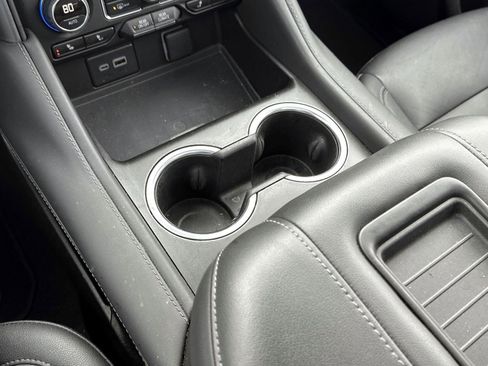 Used 2023 Chevrolet Tahoe LT w/ Luxury Package image 30