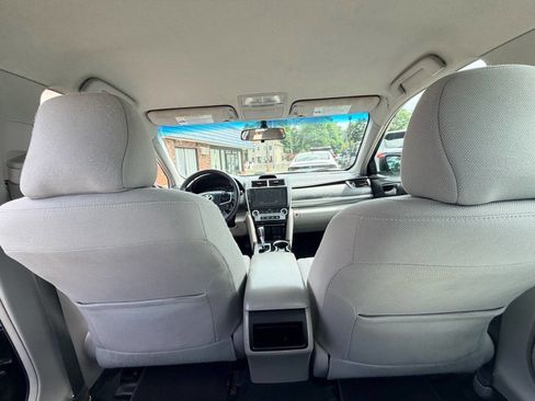 Used 2014 Toyota Camry LE FWD image 52