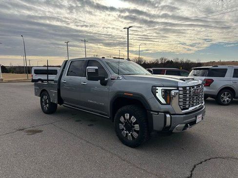 Used 2024 GMC Sierra 2500 Denali w/ Denali Reserve Package image 3