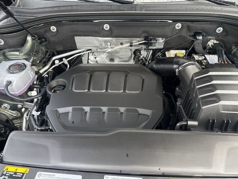 New 2026 Volkswagen Atlas Peak Edition AWD/4WD image 17