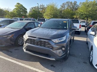 Used 2020 Toyota RAV4 Limited video 1