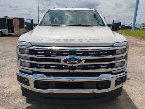 Certified 2026 Ford F350 Lariat w/ Lariat Ultimate Package AWD/4WD image 7