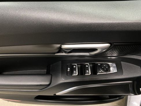 Used 2025 Kia Telluride S FWD image 29