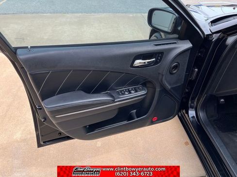 Used 2014 Dodge Charger R/T RWD image 11