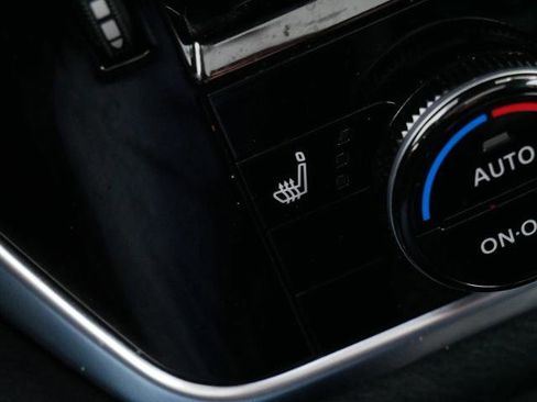 Certified 2023 Nissan Rogue SV w/ SV Premium Package image 22