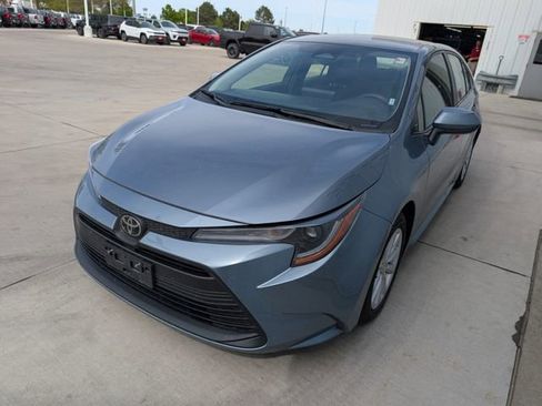 Used 2024 Toyota Corolla LE w/ LE Convenience Package FWD image 20
