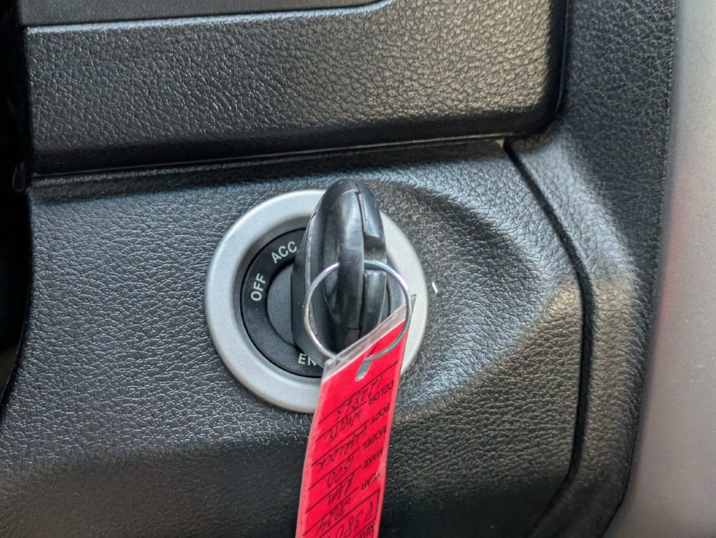 Used 2024 RAM 1500 Warlock RWD image 30