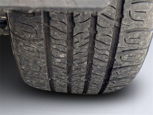 Used 2017 Toyota Corolla L image 13