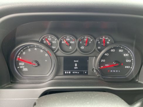 Used 2024 Chevrolet Silverado 1500 Custom AWD/4WD image 11
