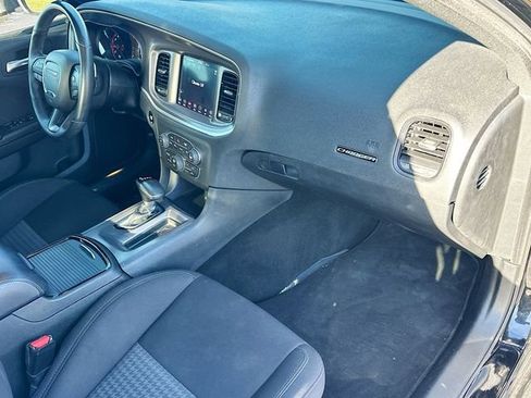 Used 2019 Dodge Charger GT image 27