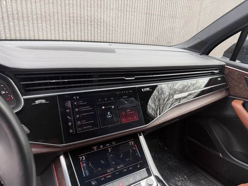 Used 2025 Audi Q7 3.0T Premium Plus image 33