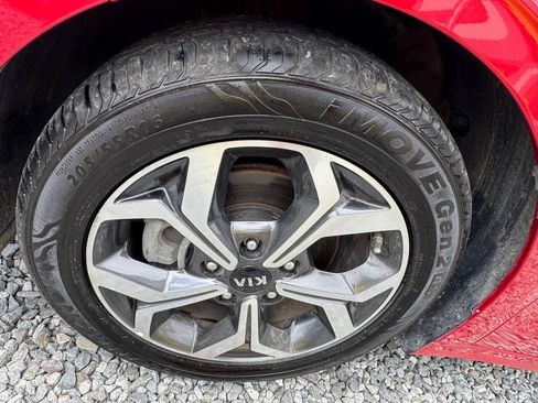 Used 2021 Kia Forte LXS FWD image 27