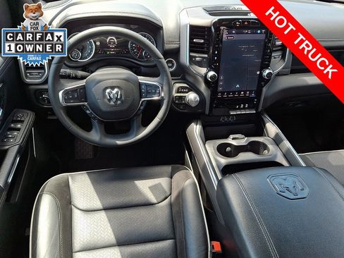 Used 2025 RAM 1500 Laramie AWD/4WD image 11