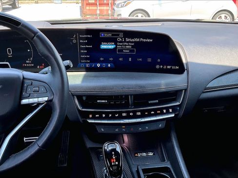 Used 2025 Cadillac CT5 Sport RWD image 7