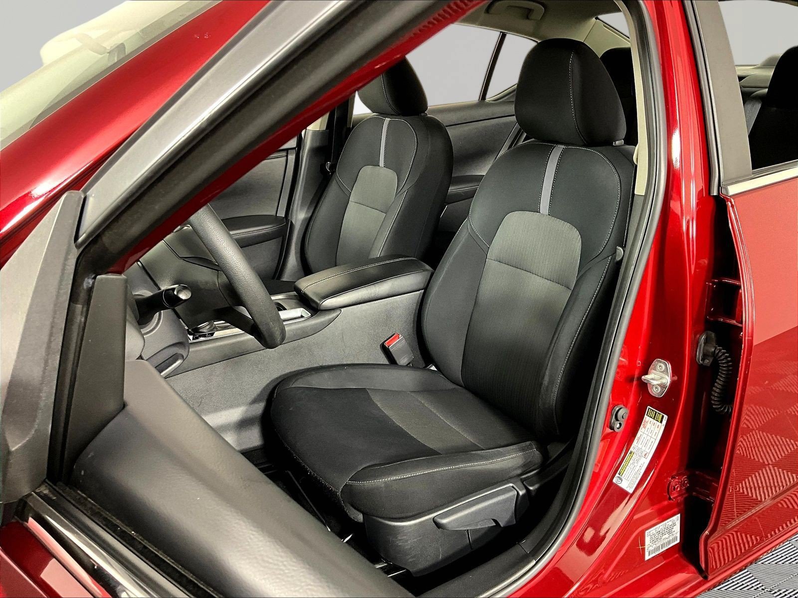 Used 2023 Nissan Sentra SV FWD image 21