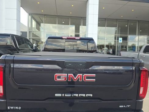 Used 2025 GMC Sierra 1500 SLT AWD/4WD image 6