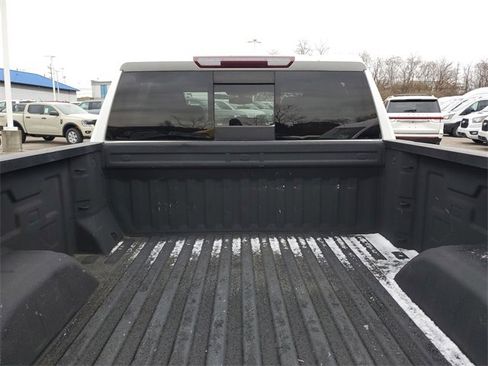 Used 2019 GMC Sierra 1500 SLT w/ SLT Premium Package image 9