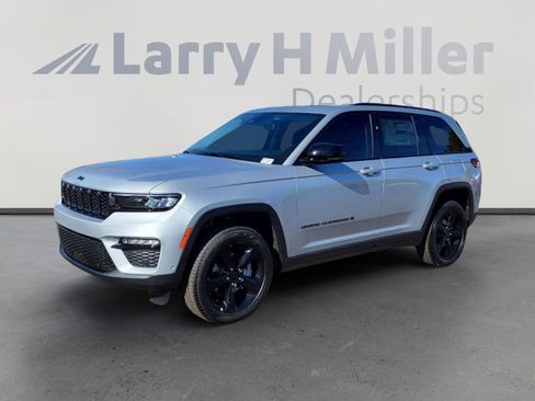 New 2024 Jeep Grand Cherokee Limited w/ Luxury Tech Group II image 1