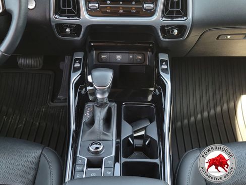 Used 2023 Kia Sorento SX FWD image 25