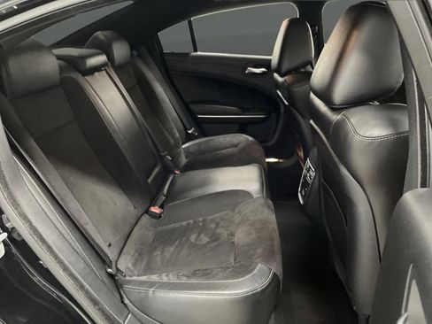 Used 2022 Dodge Charger Scat Pack w/ Dynamics Package image 28