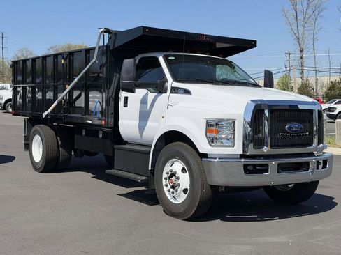 New 2027 Ford F750 2WD Regular Cab Super Duty image 1